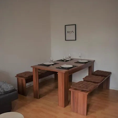 Gemutliches Altbau-apartment In Arena-nahe Apartamento *