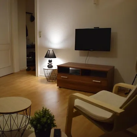 Gemutliches Altbau-apartment In Arena-nahe Apartamento